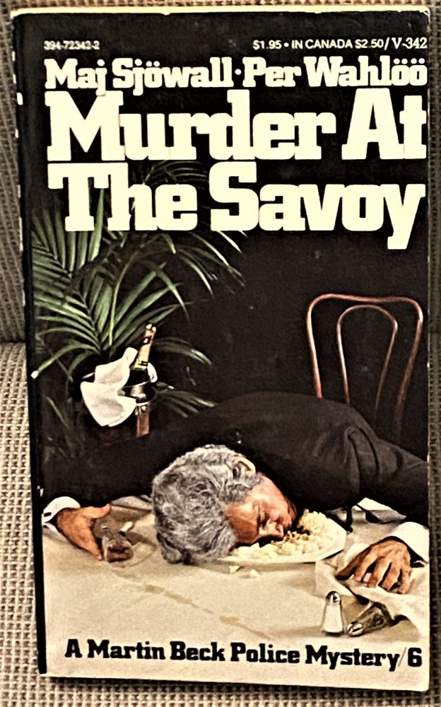 Item #71174 Murder at the Savoy. Maj Sjowall Per Wahloo.